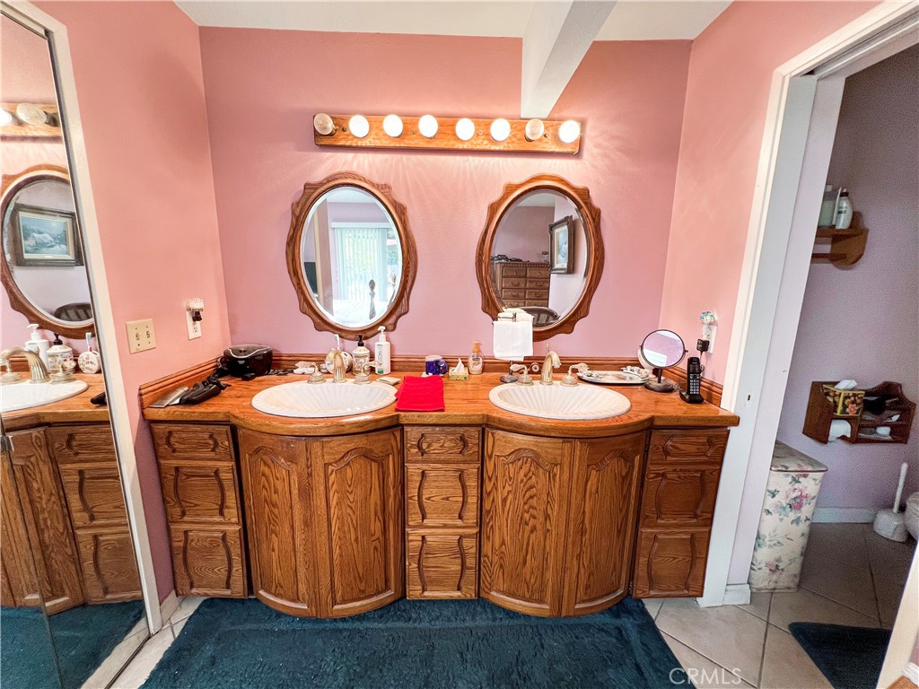 MLS #OC25196830 image #17