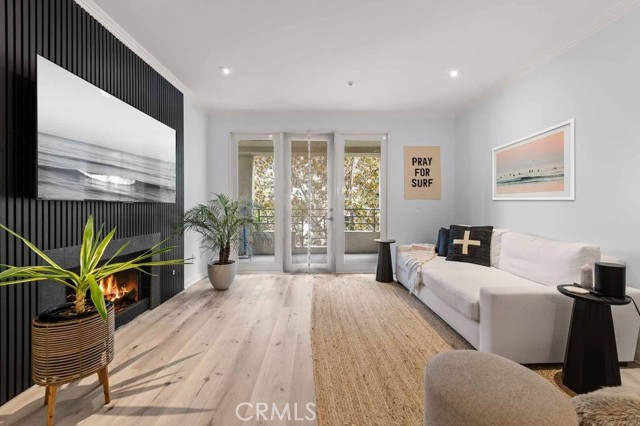 MLS #OC25196895 image #1