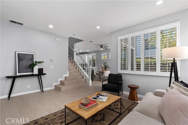 MLS #OC25197094 image #10