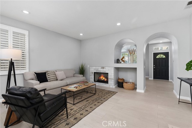 MLS #OC25197094 image #12