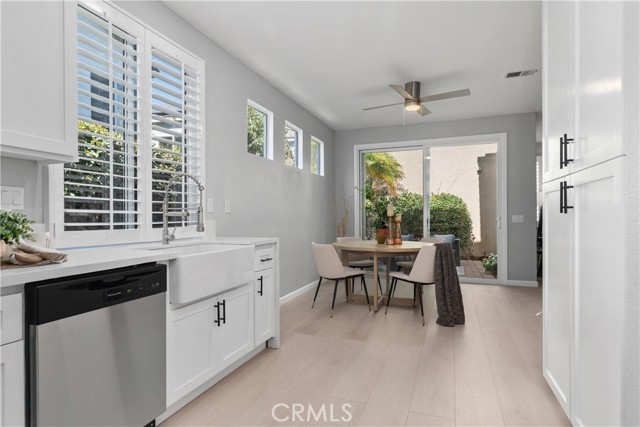 MLS #OC25197094 image #15