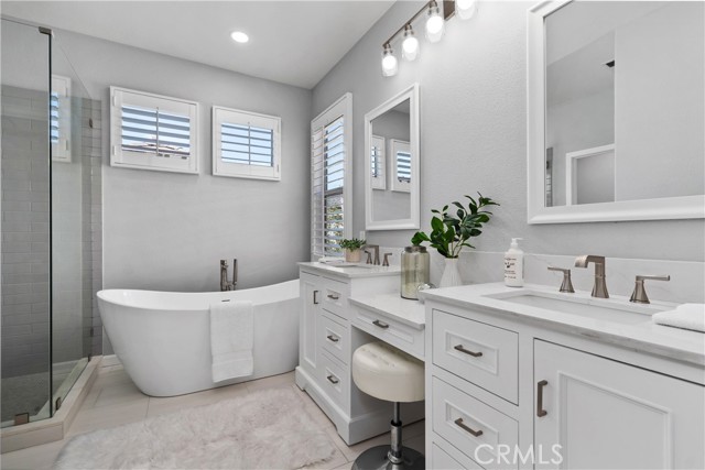 MLS #OC25197094 image #20