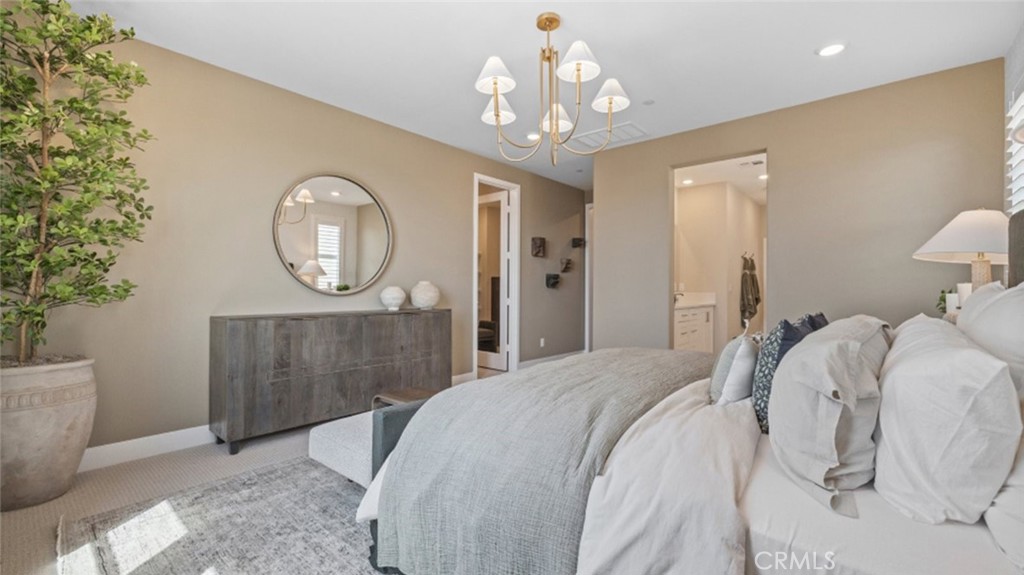 MLS #OC25197345 image #15