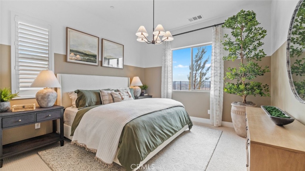 MLS #OC25197345 image #20