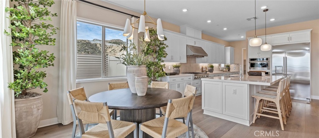 MLS #OC25197345 image #6