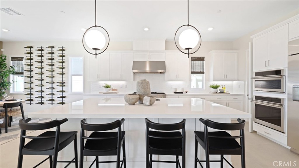 MLS #OC25197354 image #1