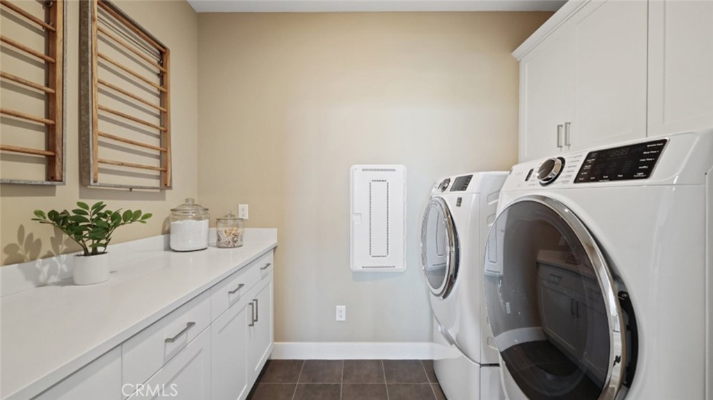 MLS #OC25197354 image #30