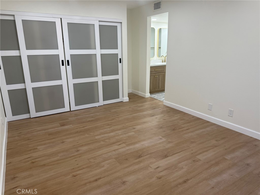 MLS #OC25197400 image #9