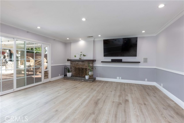 MLS #OC25197514 image #15