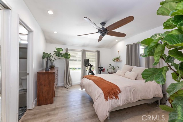 MLS #OC25197514 image #26