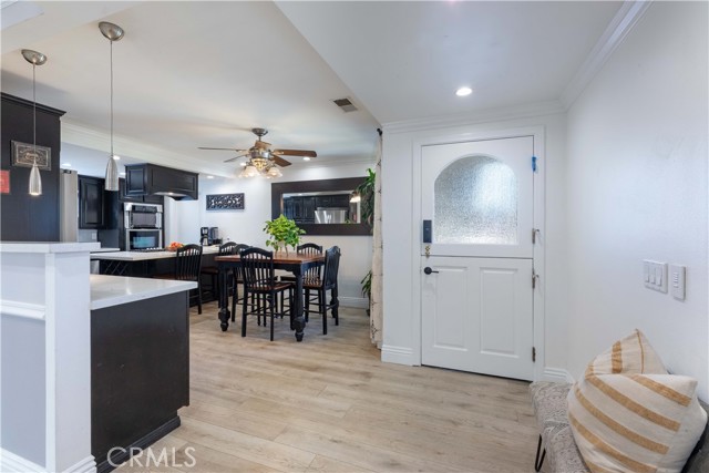 MLS #OC25197514 image #4