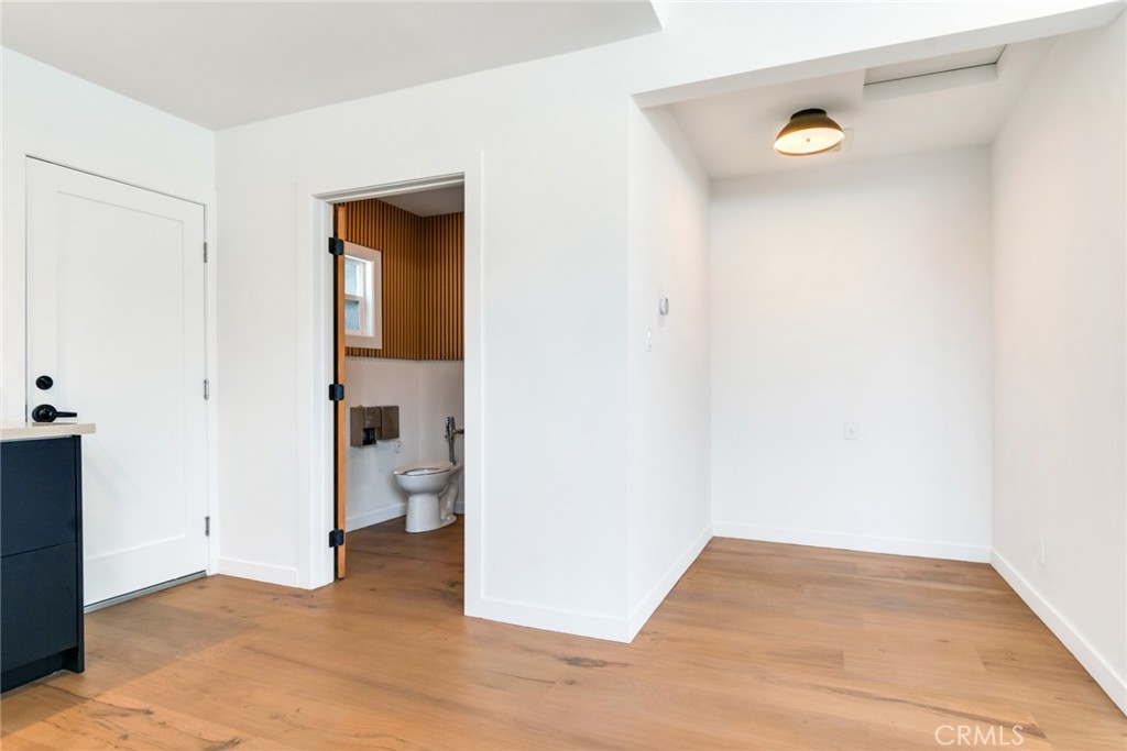 MLS #OC25197606 image #6