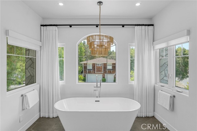 MLS #OC25197662 image #32