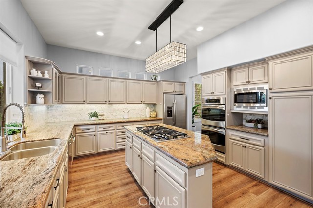 MLS #OC25197774 image #17