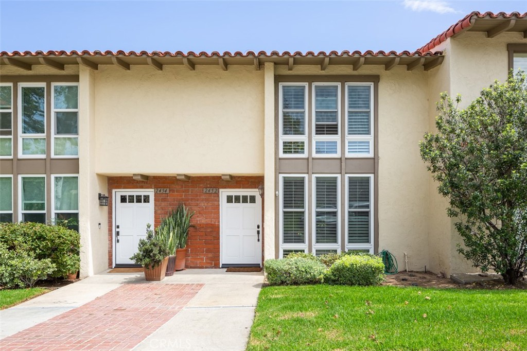 MLS #OC25197957 image #13