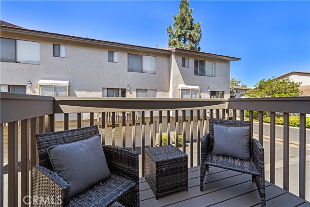 MLS #OC25198027 image #15