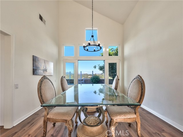 MLS #OC25198134 image #17