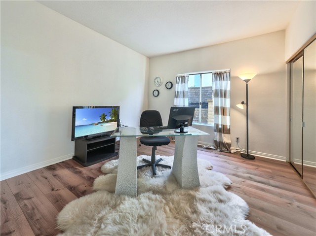 MLS #OC25198134 image #25