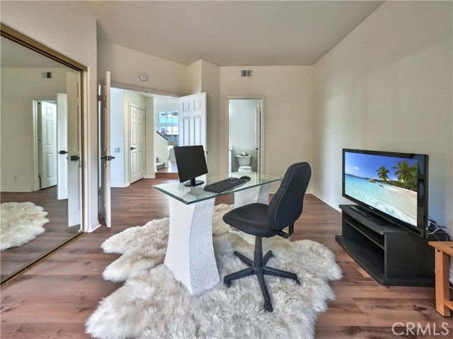 MLS #OC25198134 image #26