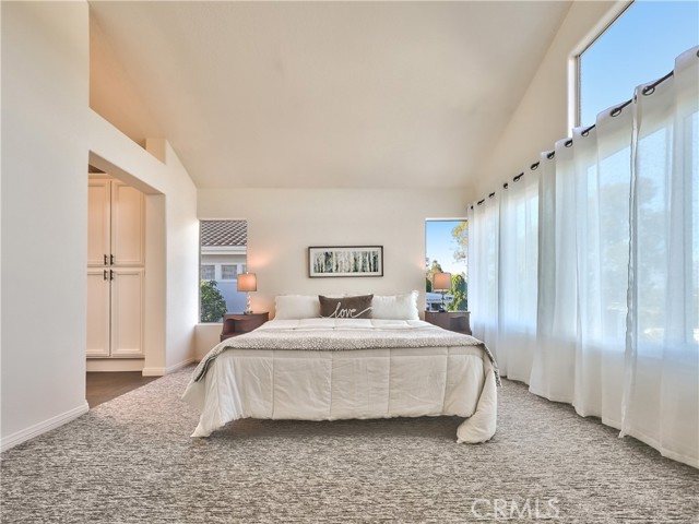 MLS #OC25198134 image #30