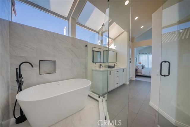 MLS #OC25198134 image #38