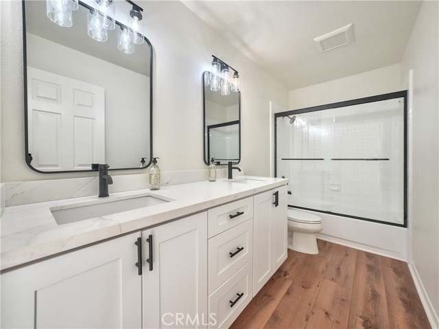 MLS #OC25198134 image #44