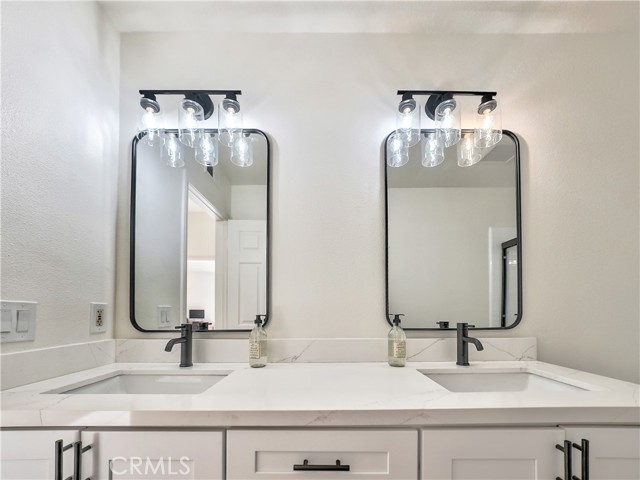 MLS #OC25198134 image #45