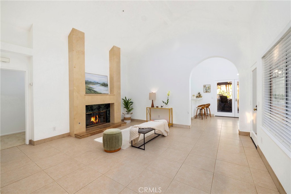 MLS #OC25198185 image #13