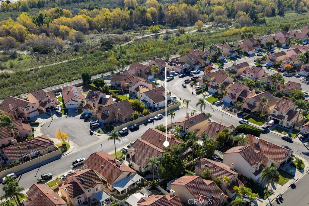 MLS #OC25198185 image #23