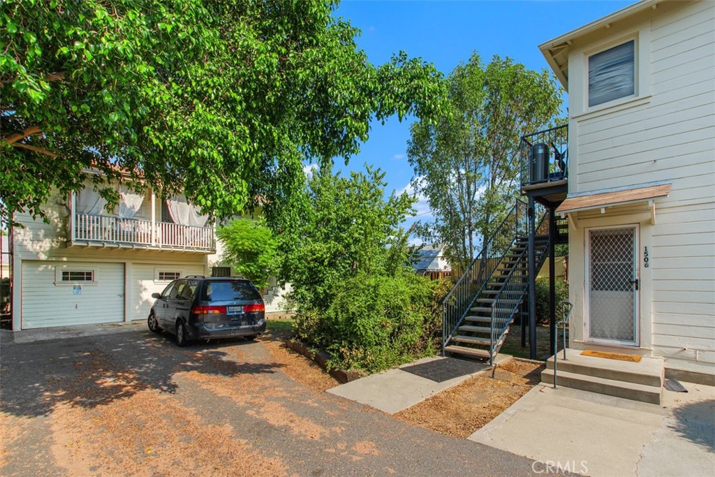 MLS #OC25198251 image #1