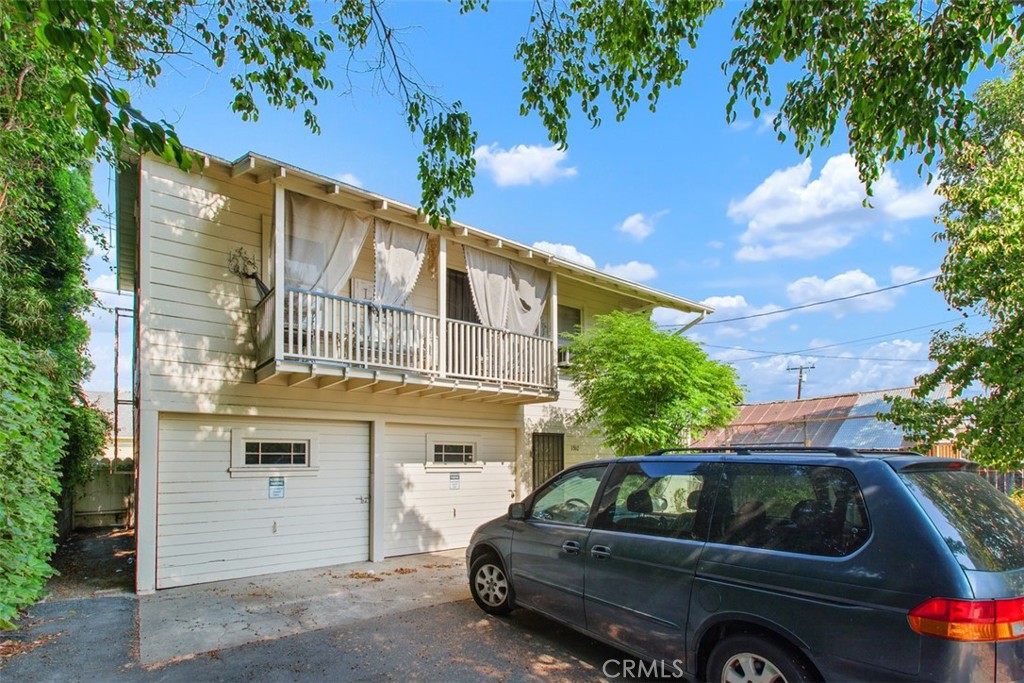 MLS #OC25198251 image #2