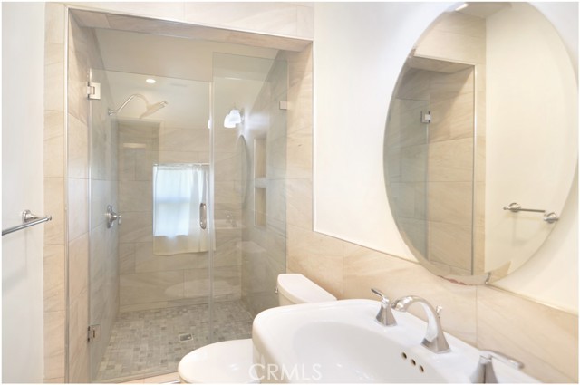 MLS #OC25198439 image #21