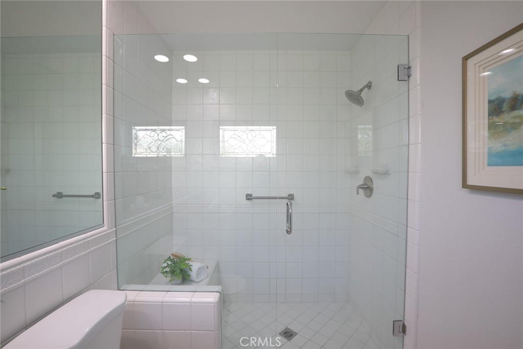 MLS #OC25198496 image #10