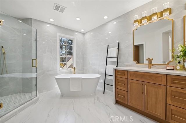 MLS #OC25198759 image #33