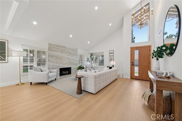 MLS #OC25198759 image #7