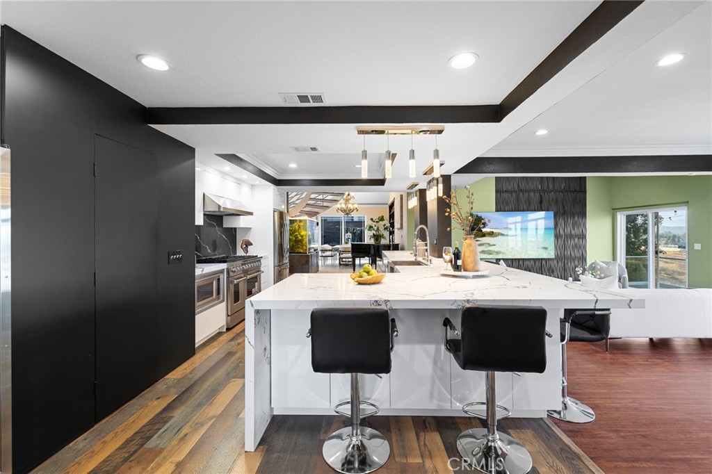 MLS #OC25198768 image #19