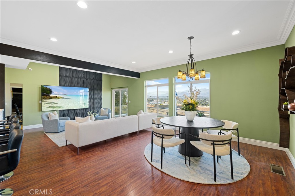 MLS #OC25198768 image #24