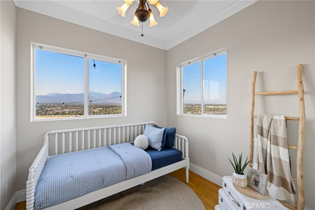 MLS #OC25198768 image #25