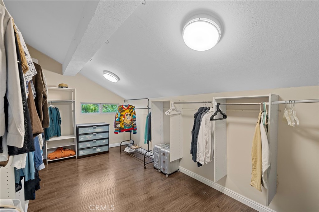 MLS #OC25198768 image #37