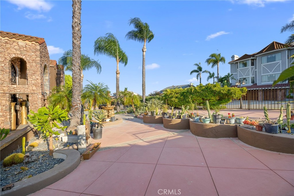 MLS #OC25198768 image #6