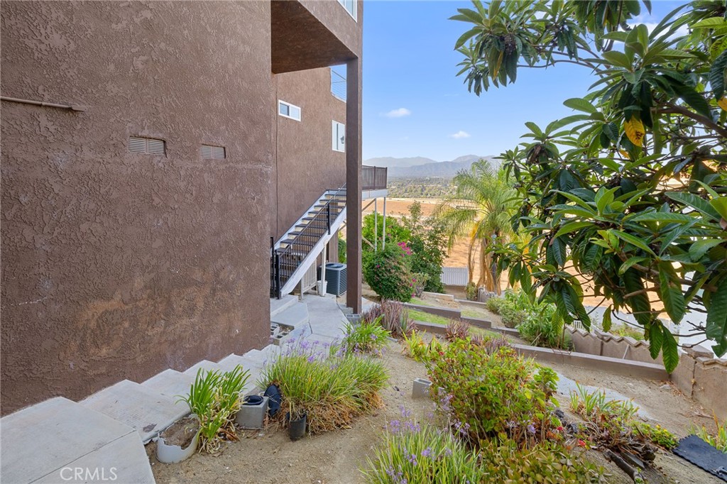 MLS #OC25198768 image #8