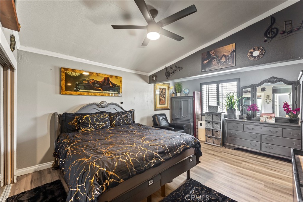 MLS #OC25198883 image #17