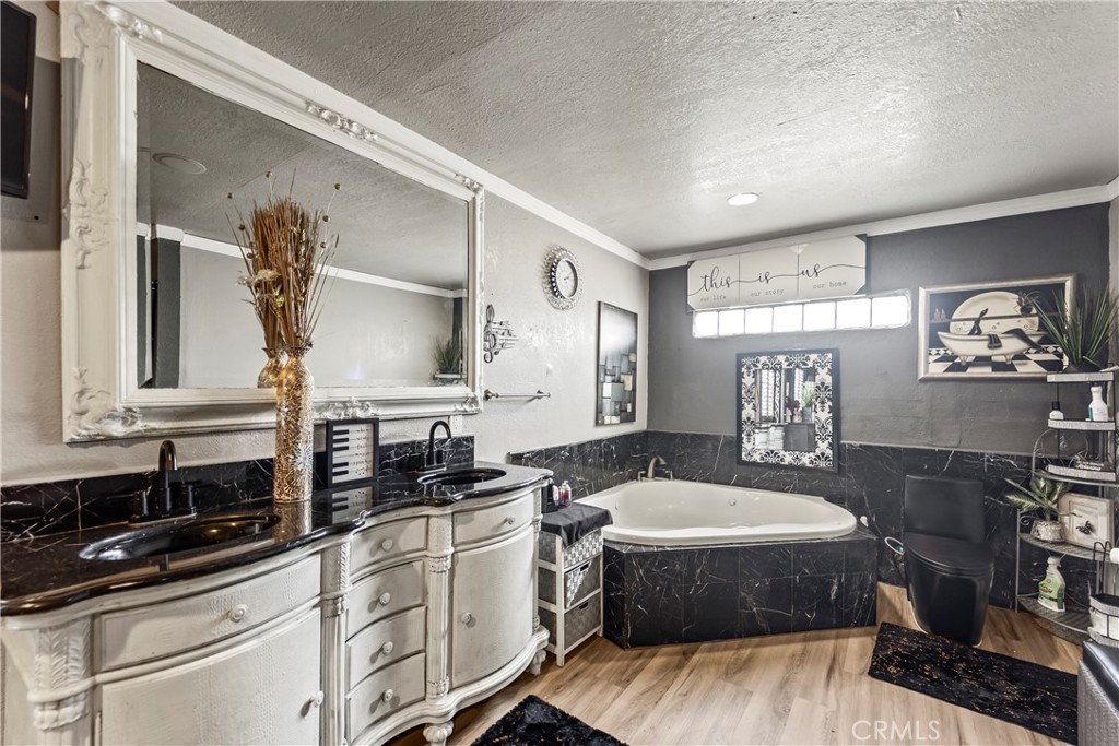 MLS #OC25198883 image #20