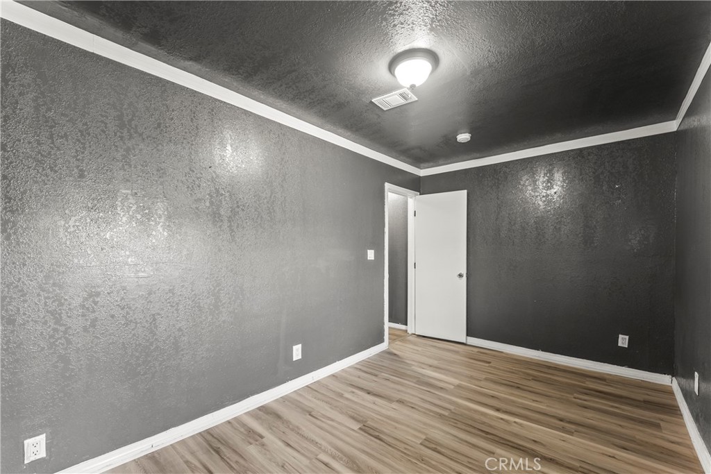 MLS #OC25198883 image #26