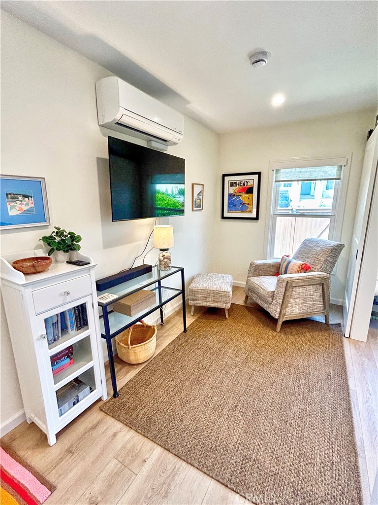 MLS #OC25198903 image #6