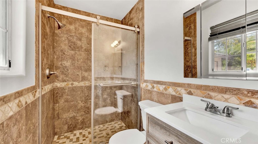 MLS #OC25198952 image #10