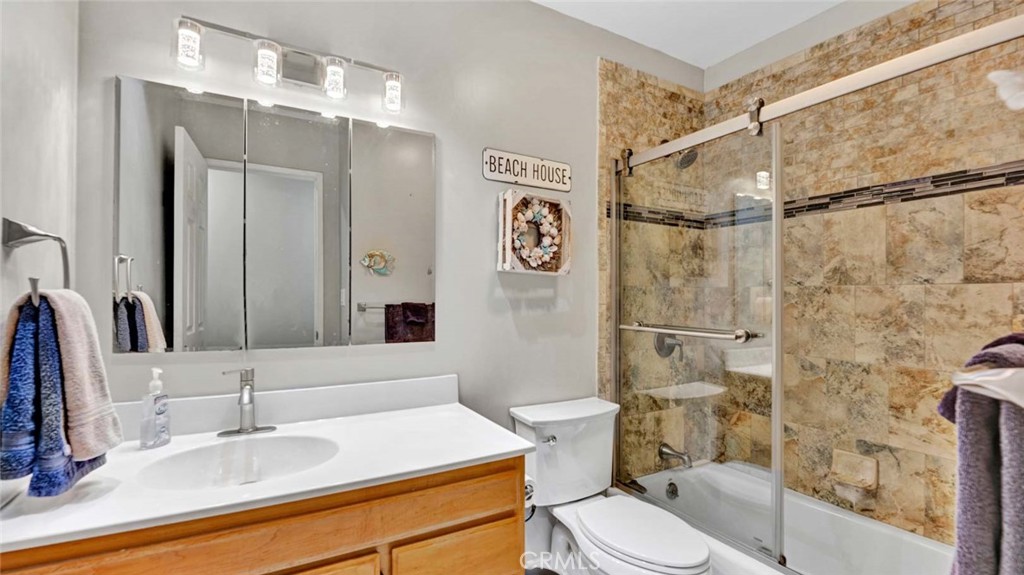 MLS #OC25198952 image #12