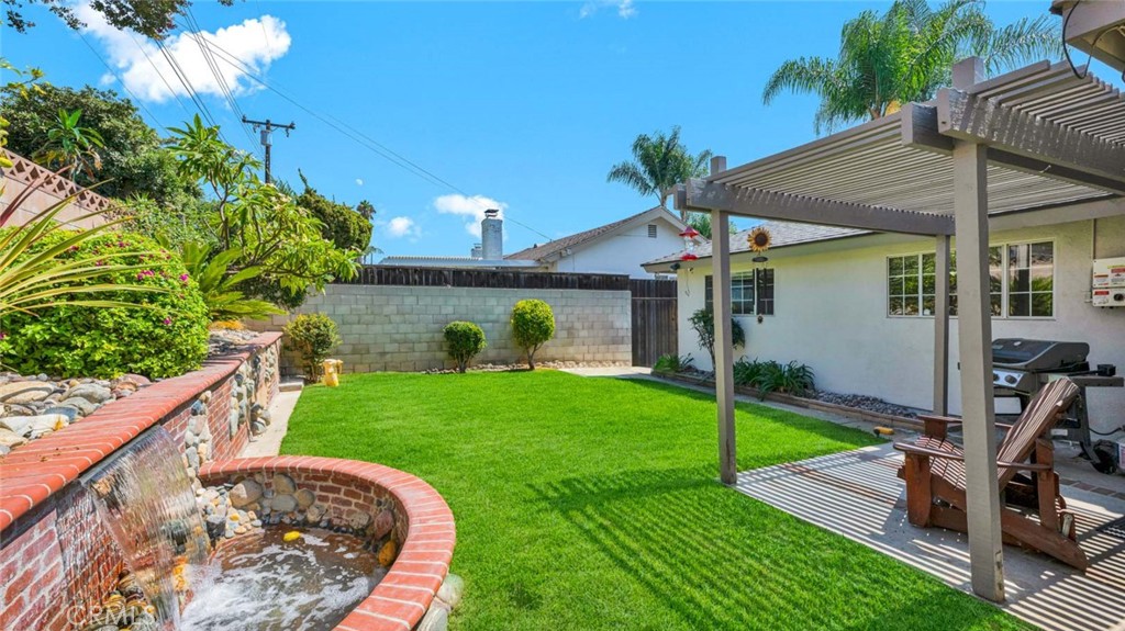 MLS #OC25198952 image #15