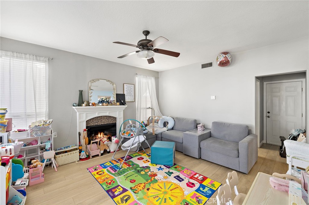 MLS #OC25199052 image #14