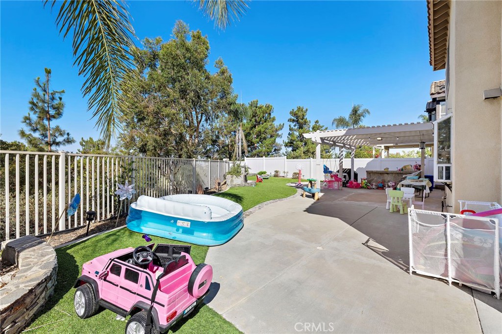 MLS #OC25199052 image #18